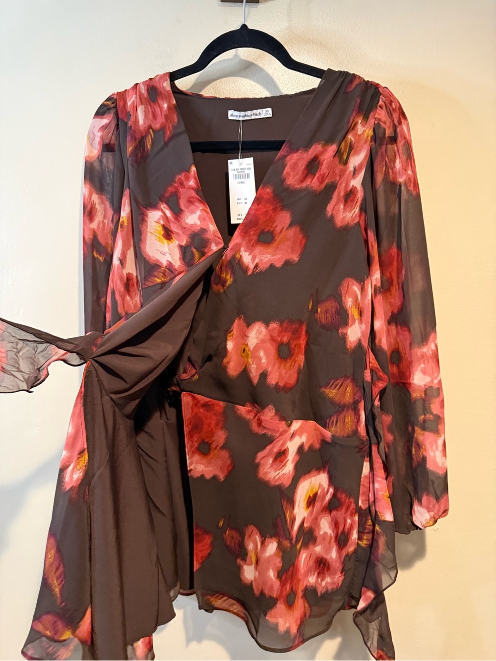 Abercrombie and Fitch Long-Sleeve Plunge Wrap Mini Dress Brown Floral NEW - Picture 13 of 15